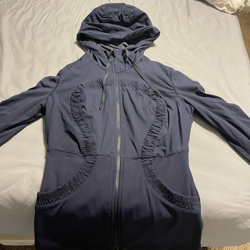 Lululemon Active Wear Zip-Up Jacket